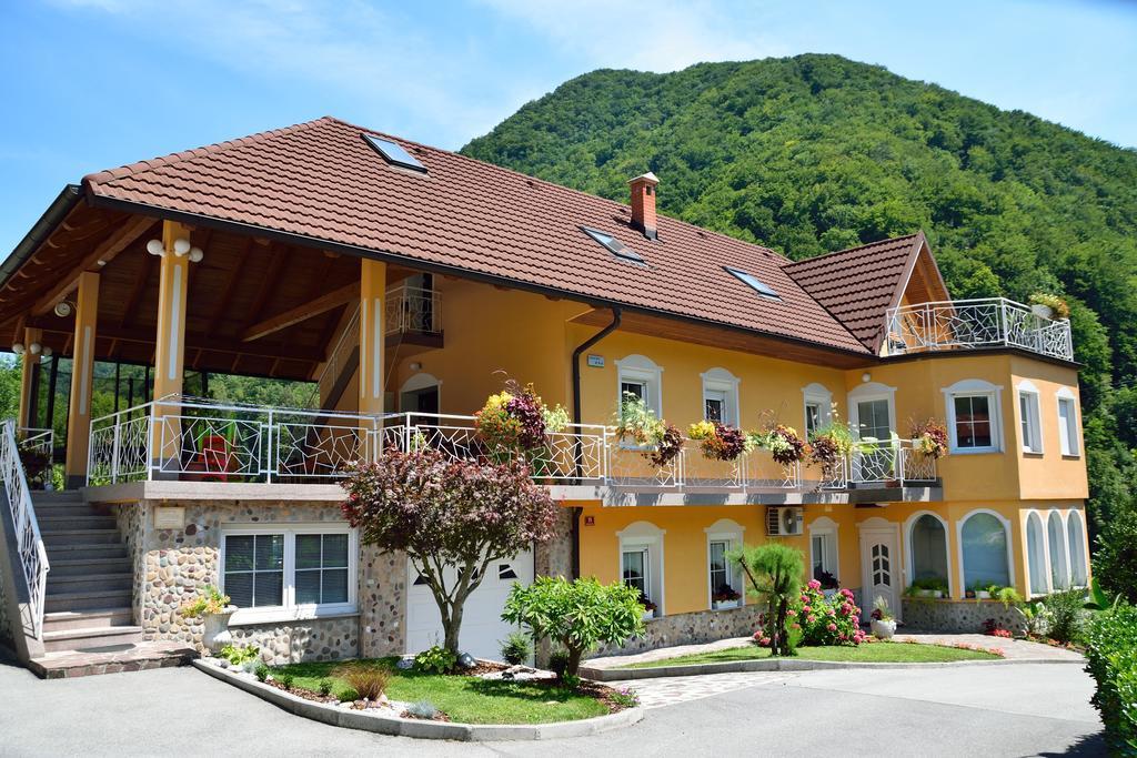 Apartment Sotocje Dolenja Trebusa 외부 사진